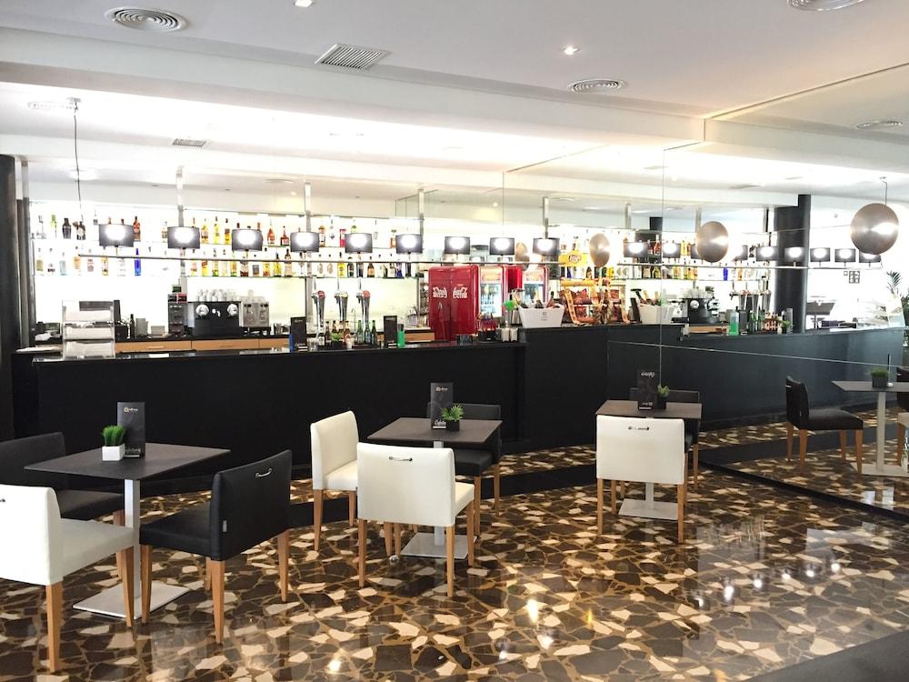 Hotel Ohtels Gran 4*